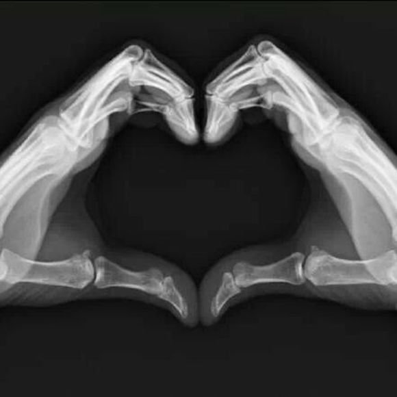 Meet your Posher, Tera - Picture 1 of 1